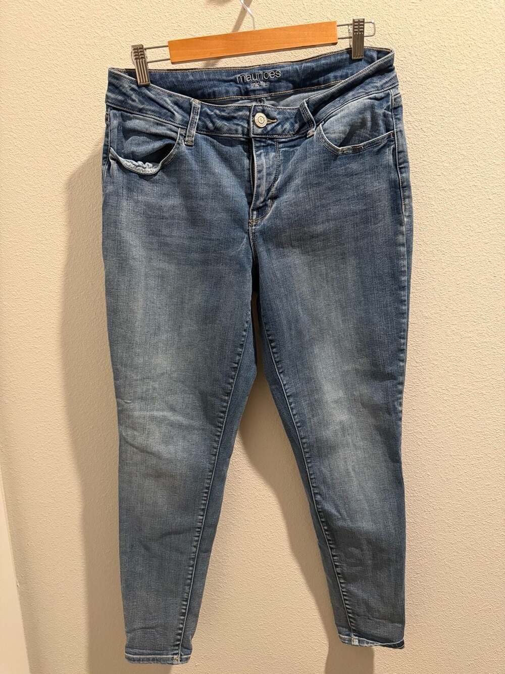 Maurices Mid-Rise Skinny Jeans‎ Size L REG